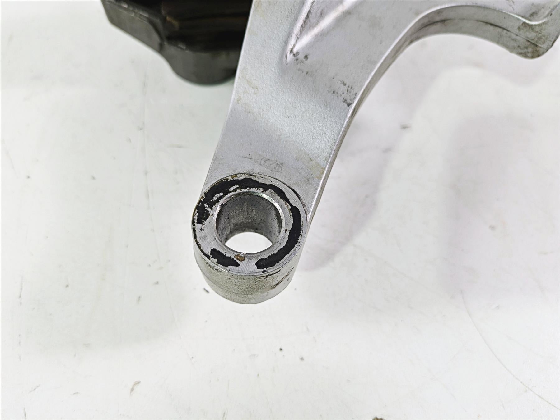 2008 Yamaha XVZ1300 Royal Star Rear Brake Caliper & Bracket 4NK-2580W-00-00 {{ shop.shopifyCountryName }} - Mototech271