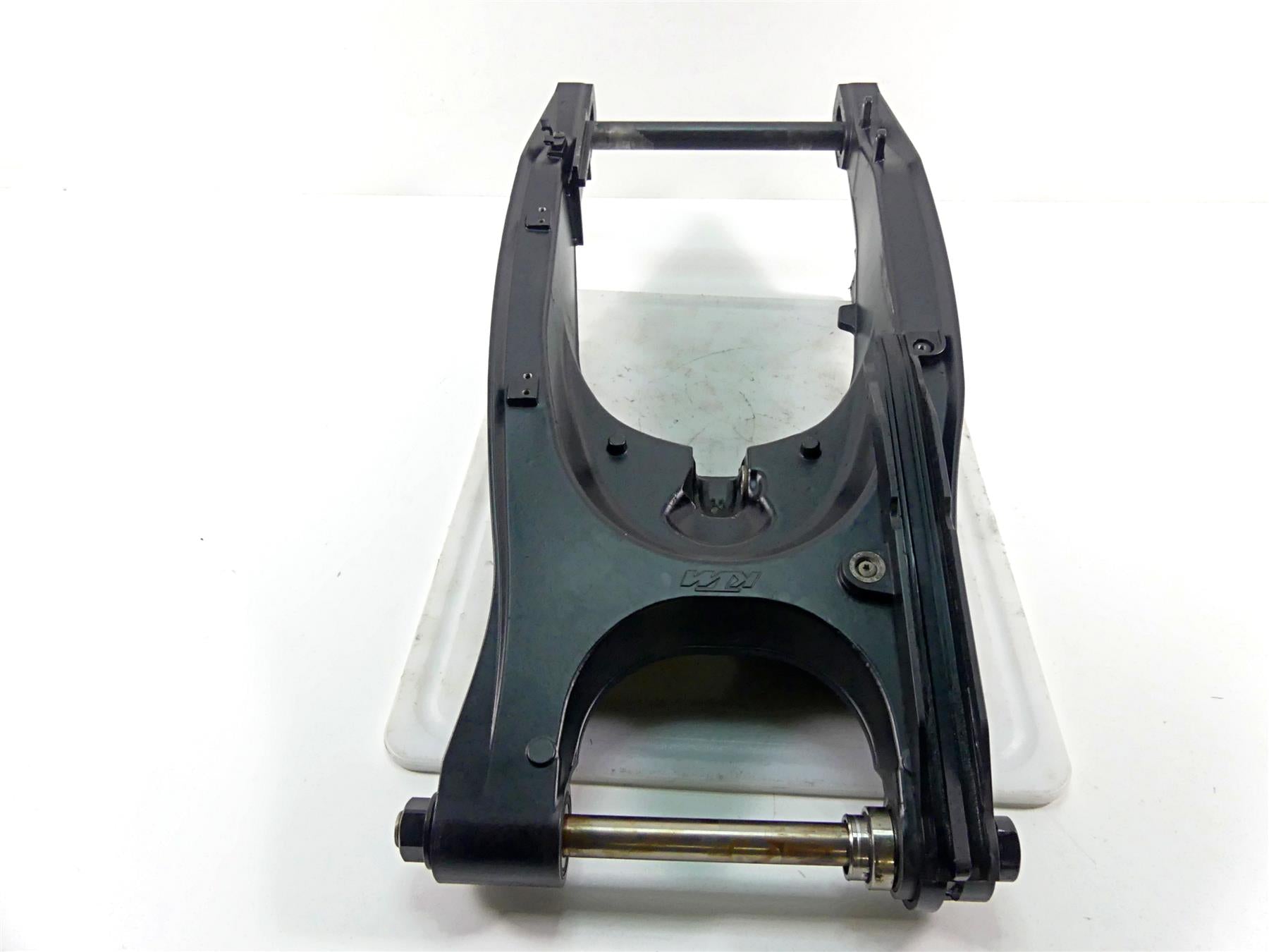2015 KTM 1190 Adventure Swingarm Swing Arm & Axle 6070403004433 60303298000 {{ shop.shopifyCountryName }} - Mototech271