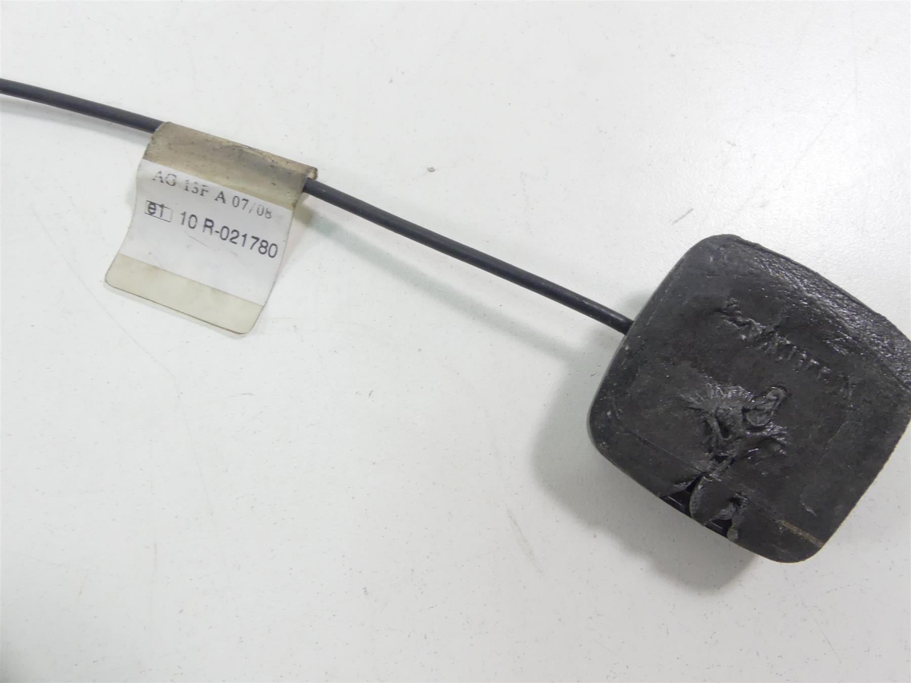 2007 Harley FLHTCU SE CVO Electra Glide Radio Xm Cb Modules Antenna Set 76160-06 {{ shop.shopifyCountryName }} - Mototech271