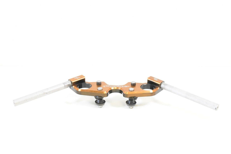 2008 Suzuki GSX1300R GSX1300 R Hayabusa Upper Bracket With Handlebars 56210-15H0 {{ shop.shopifyCountryName }} - Mototech271