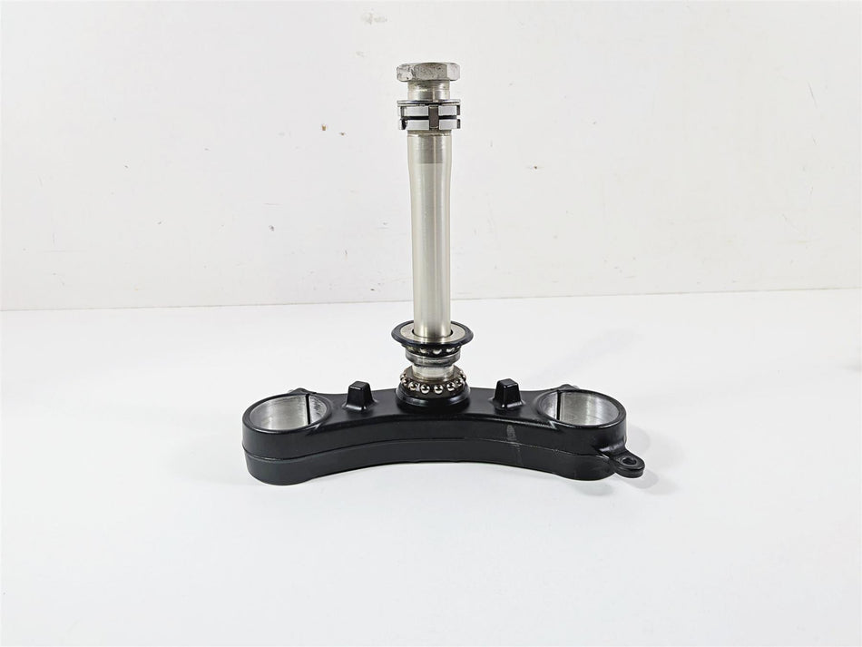 2023 Yamaha MT10 MTN1000 Lower Triple Tree Steering Clamp B5Y-23340-00-00 {{ shop.shopifyCountryName }} - Mototech271