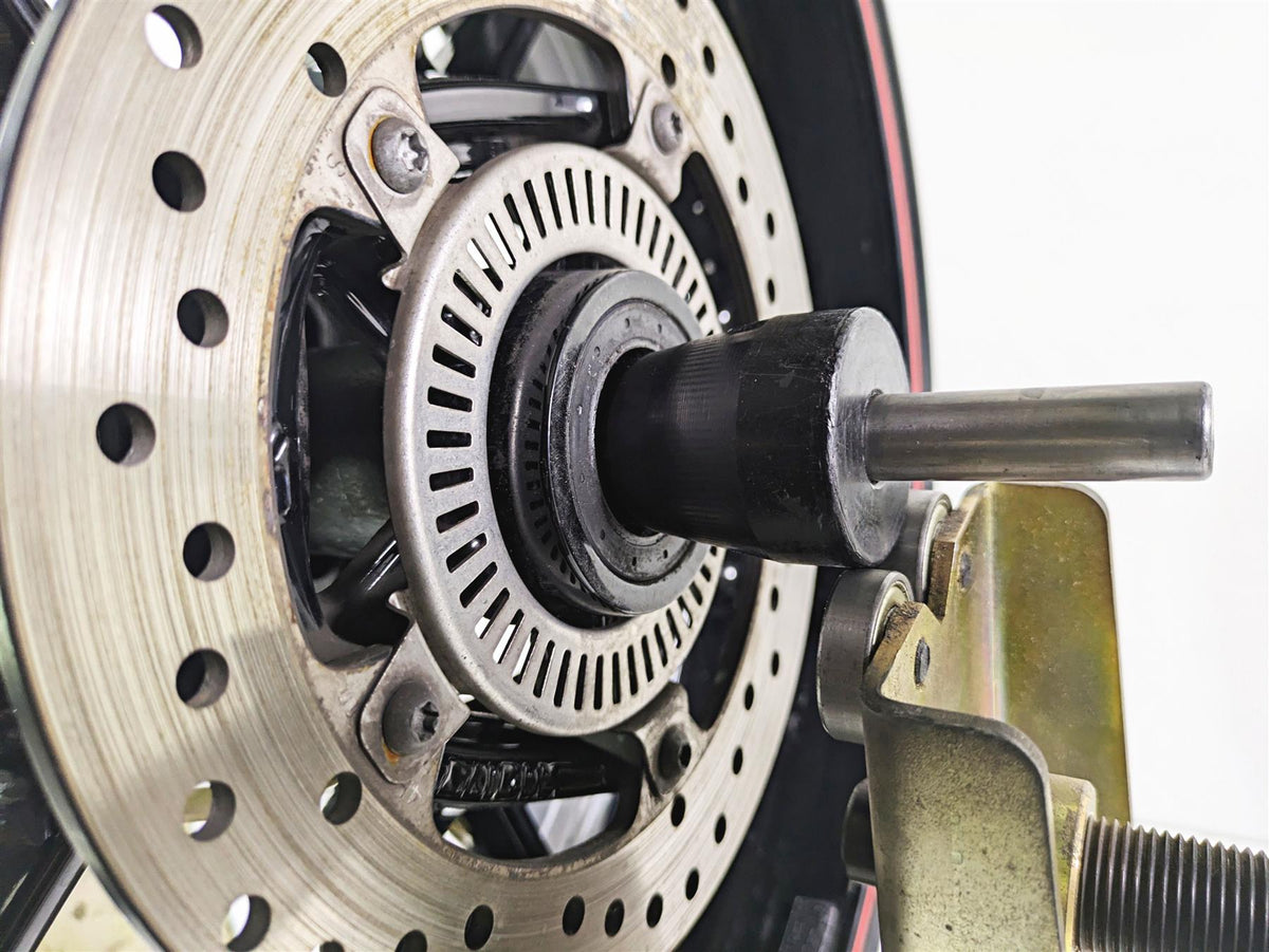 2017 BMW S1000RR K46 Rear Wheel Rim 17x6 - Wobble 36318556001 {{ shop.shopifyCountryName }} - Mototech271