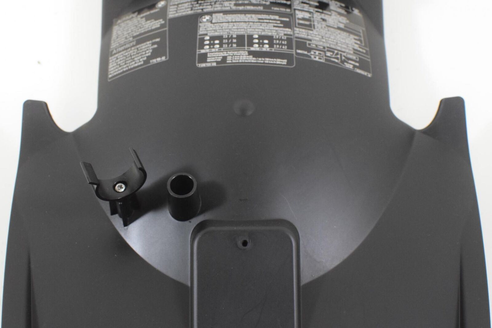 2014 BMW R1200R R1200 R K27 Rear Inner Fender Mud Guard 46627697191 {{ shop.shopifyCountryName }} - Mototech271