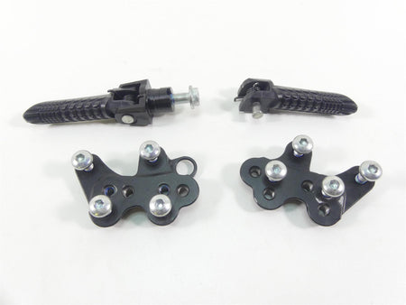 2022 Suzuki GSXR750 Front Rider Driver Footpeg Foot Peg Set 43511-14J10 {{ shop.shopifyCountryName }} - Mototech271
