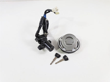 2024 Yamaha YZF R1 RN65 Ignition Switch Key Lock Set B3L-82501-11-00 {{ shop.shopifyCountryName }} - Mototech271