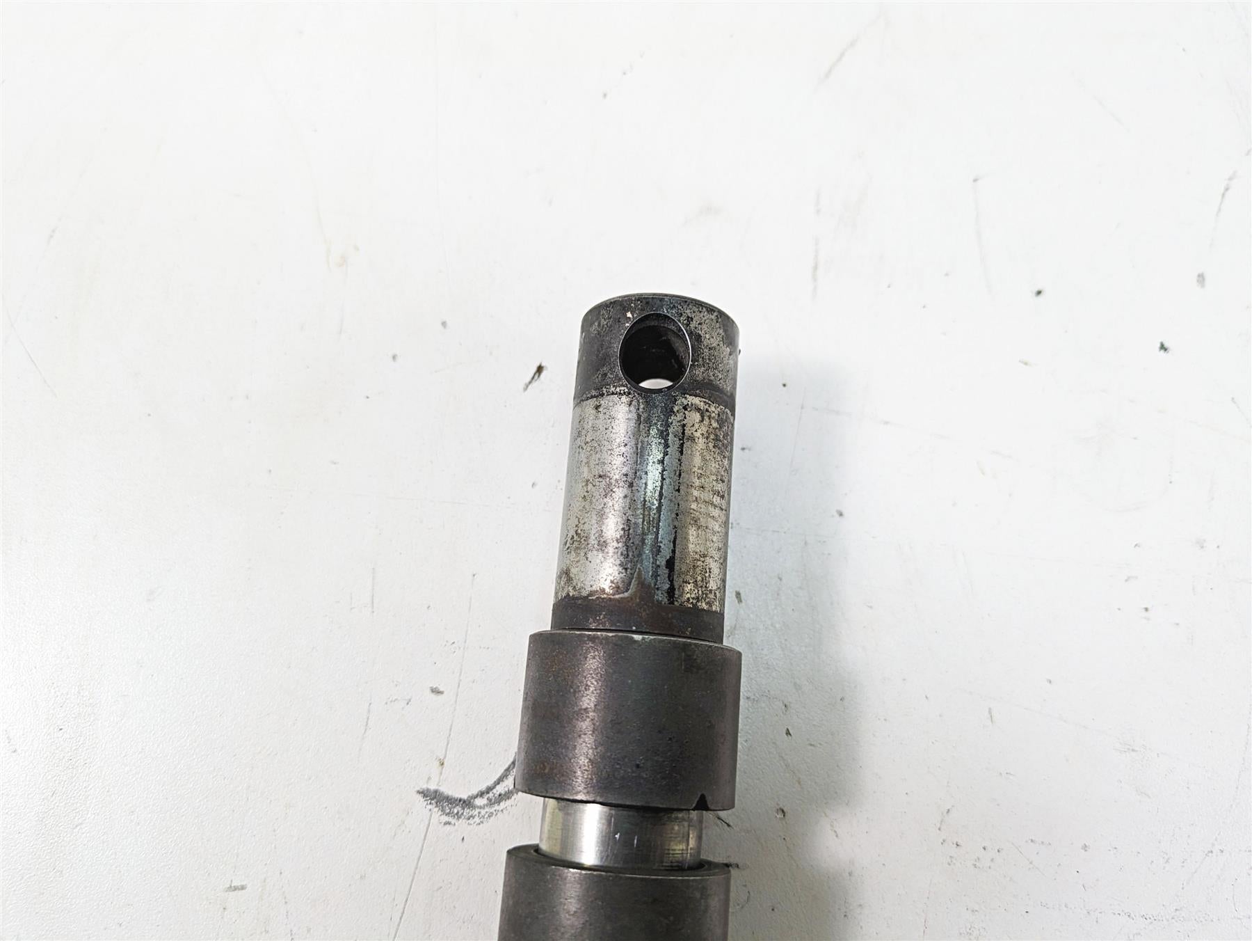 2005 Harley Touring FLHTCUI Electra Glide Front Axle Wheel Spindle 1" 43364-00 {{ shop.shopifyCountryName }} - Mototech271