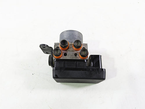 2013 Ducati Hyperstrada 821 Abs Brake Pump Module Unit 54240401A | Mototech271