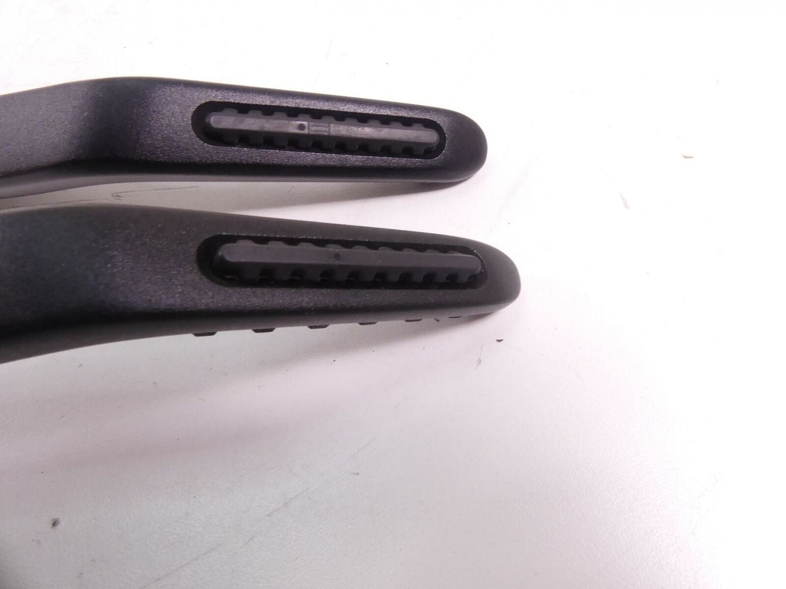 2015 Ducati Diavel Carbon Rear Passenger Footpeg Foot Peg Set 46520671A 46520661 {{ shop.shopifyCountryName }} - Mototech271