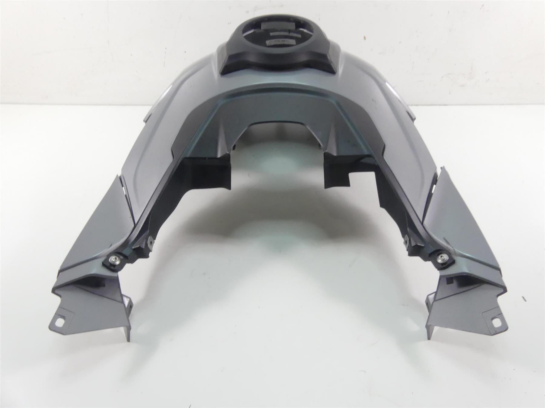 2016 BMW S1000XR K49 Fuel Gas Petrol Tank Cover Fairing 46637717162 {{ shop.shopifyCountryName }} - Mototech271
