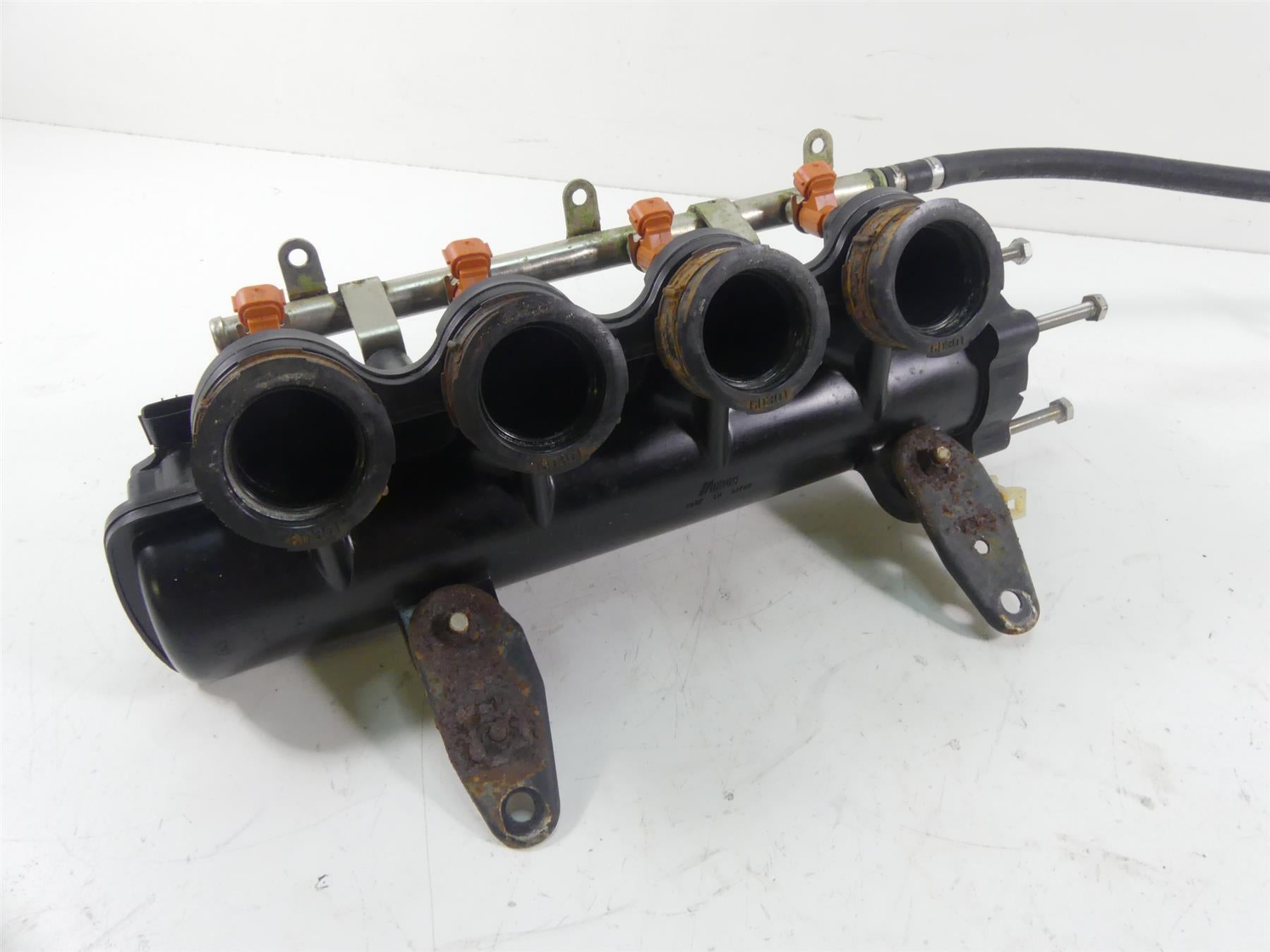2015 Yamaha Waverunner VX1100 Cruiser Intake Manifold + Injectors 6D3-13641-00