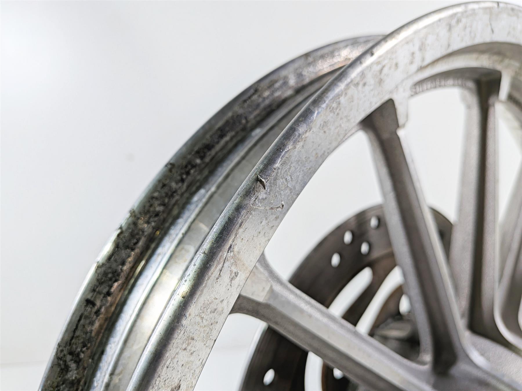2006 Harley Sportster XL883 Low Front Wheel Rim 19x2.15 13 Spoke 43499-00A {{ shop.shopifyCountryName }} - Mototech271
