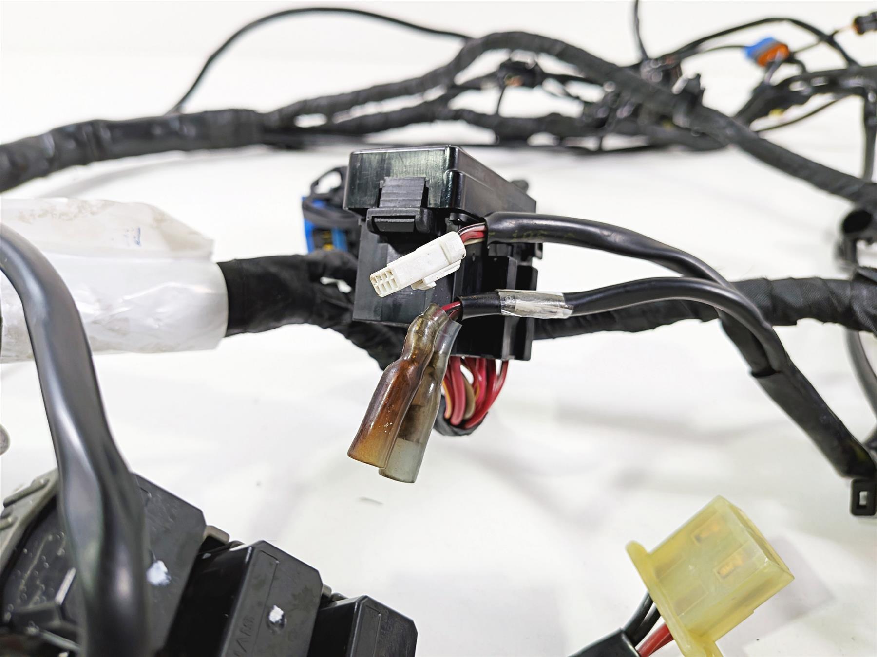 2011 Ducati Streetfighter 1098 S Main Wiring Harness Loom -Great Shape 51016621B {{ shop.shopifyCountryName }} - Mototech271