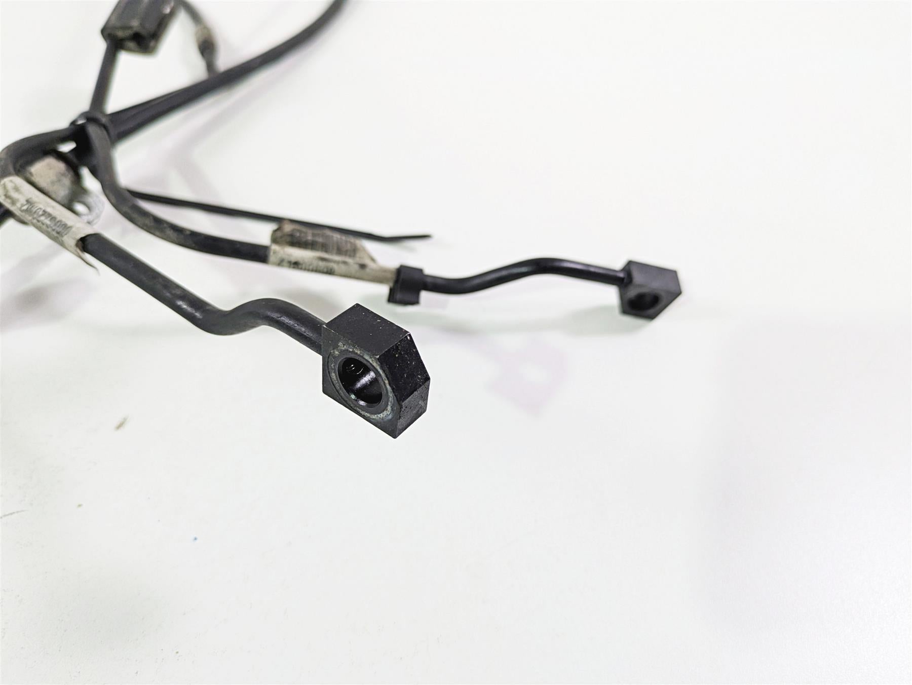 2018 Harley FLHCS Softail Heritage 115th Rear Abs Brake Line Set 41800598 {{ shop.shopifyCountryName }} - Mototech271