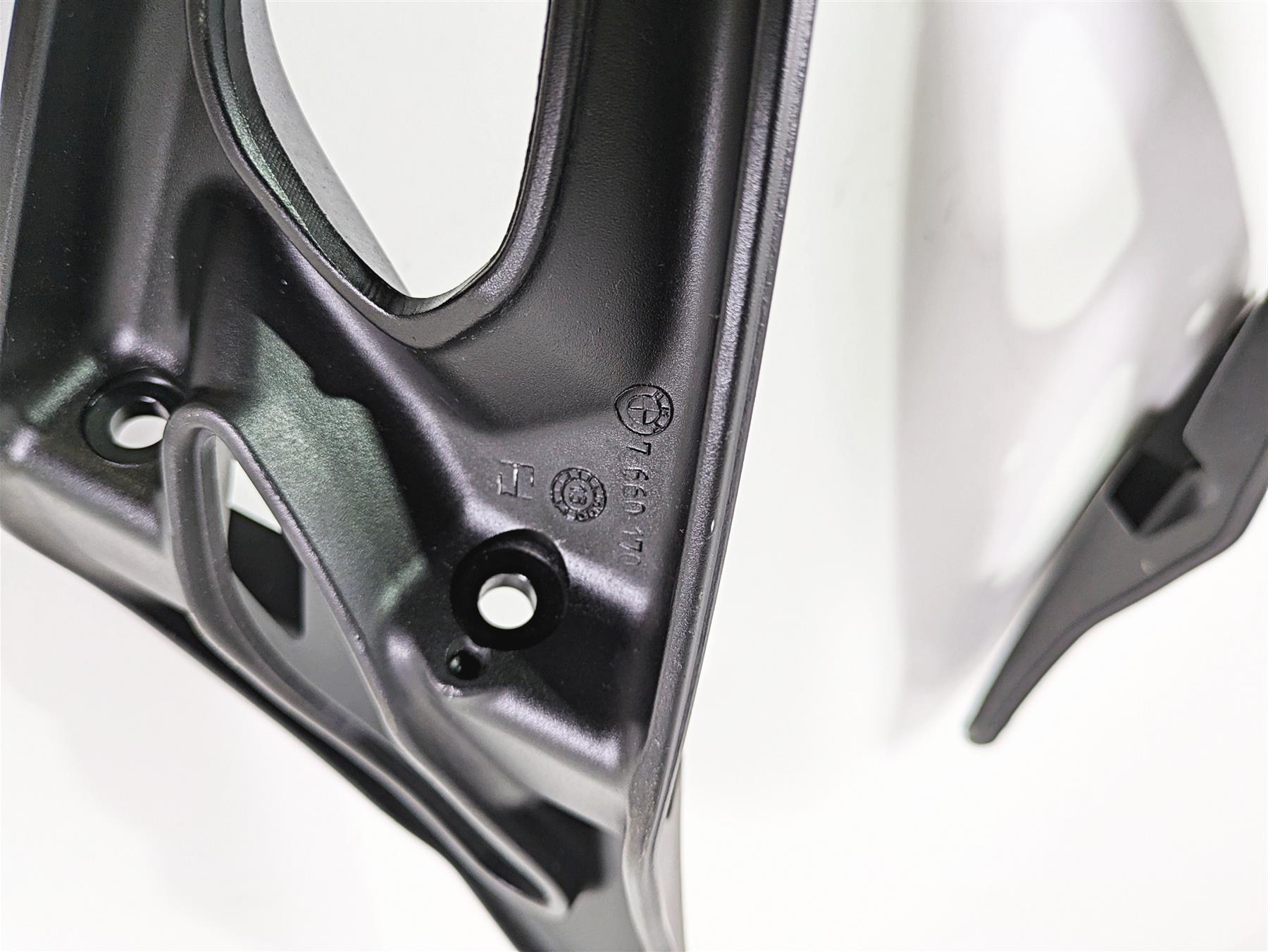 2014 BMW K1300S K40 Passenger Footpeg Foot Peg Set 46717715783 46717715784 {{ shop.shopifyCountryName }} - Mototech271