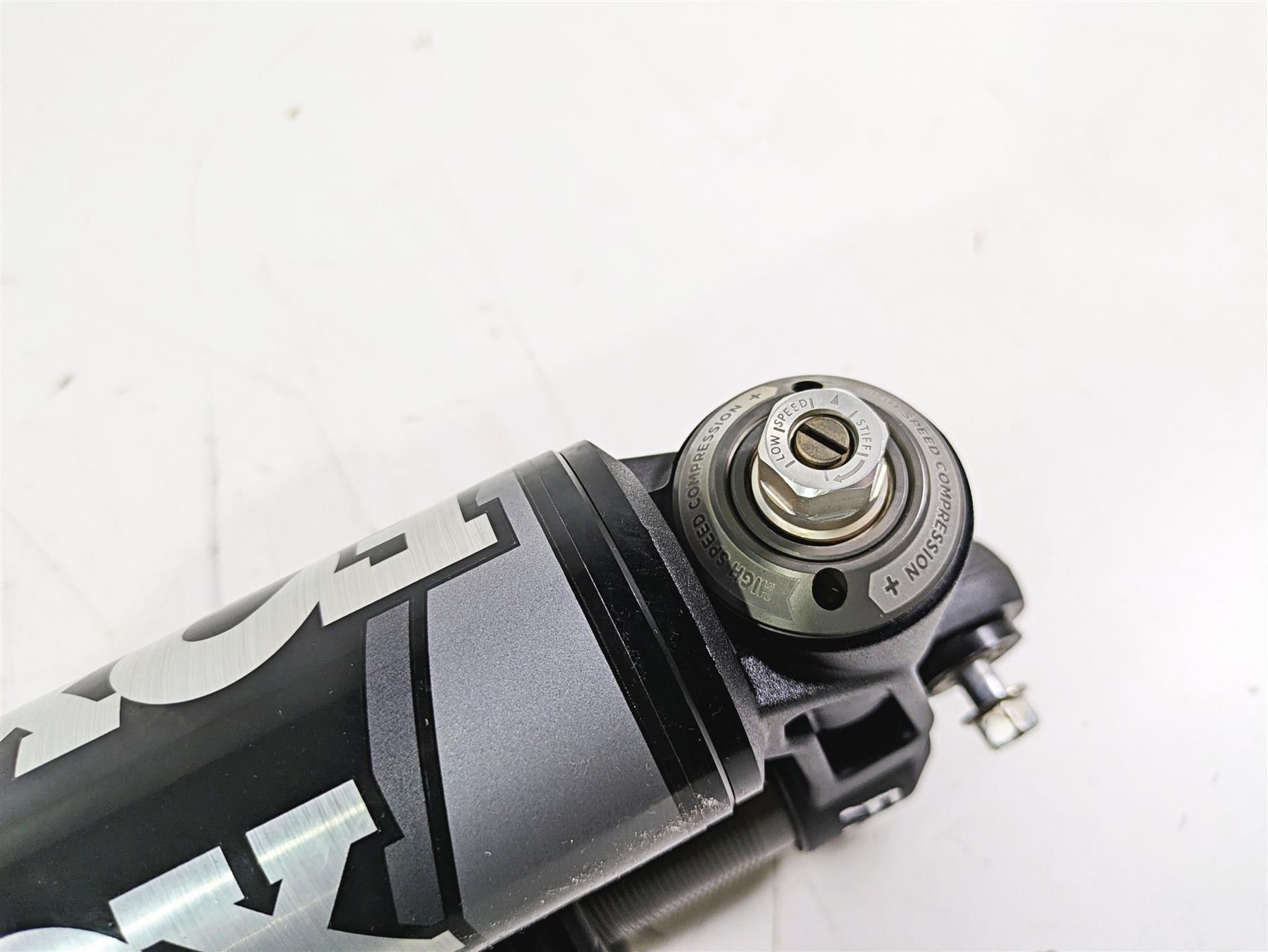 2022 Yamaha YXZ1000 R Front Right Shock Damper Fox 531miles BAS-F310H-01 {{ shop.shopifyCountryName }} - Mototech271