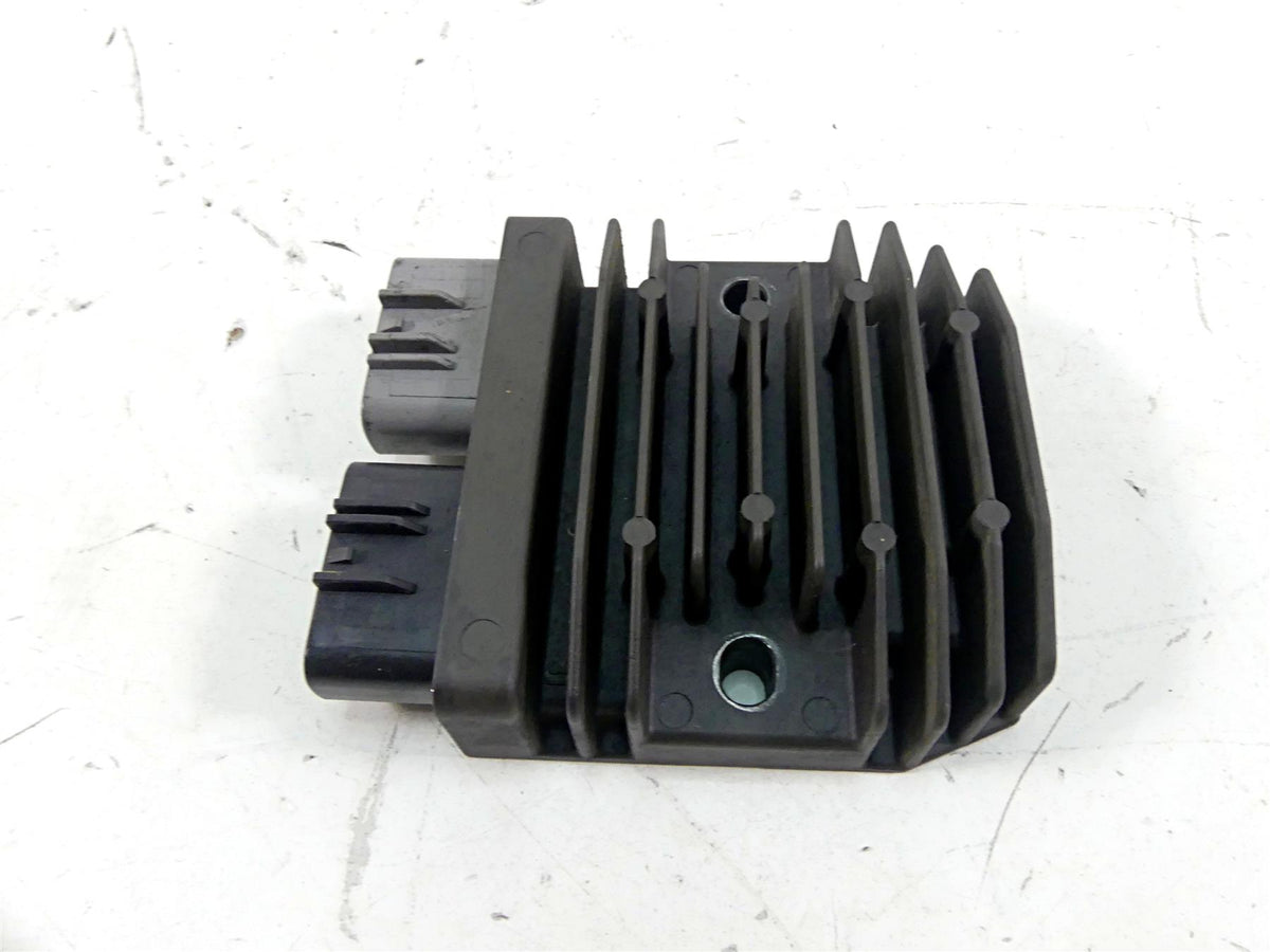 2015 BMW R1200GS GSW K50 Rectifier Voltage Regulator FH020AA 12318523367 {{ shop.shopifyCountryName }} - Mototech271