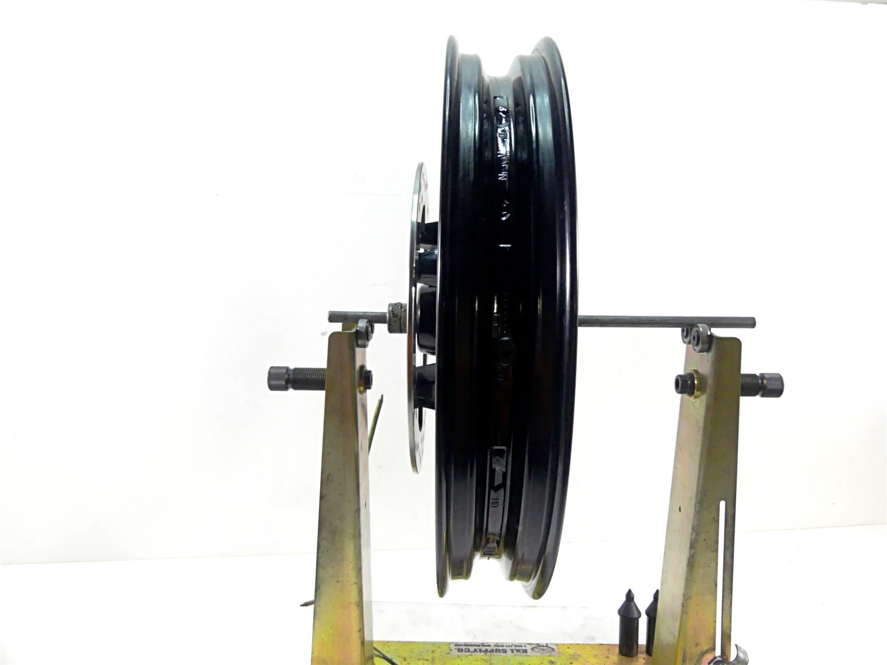 Harley Dyna Low Rider FXDL Switchblade Front Wheel Rim 19x2.5 43300165 {{ shop.shopifyCountryName }} - Mototech271