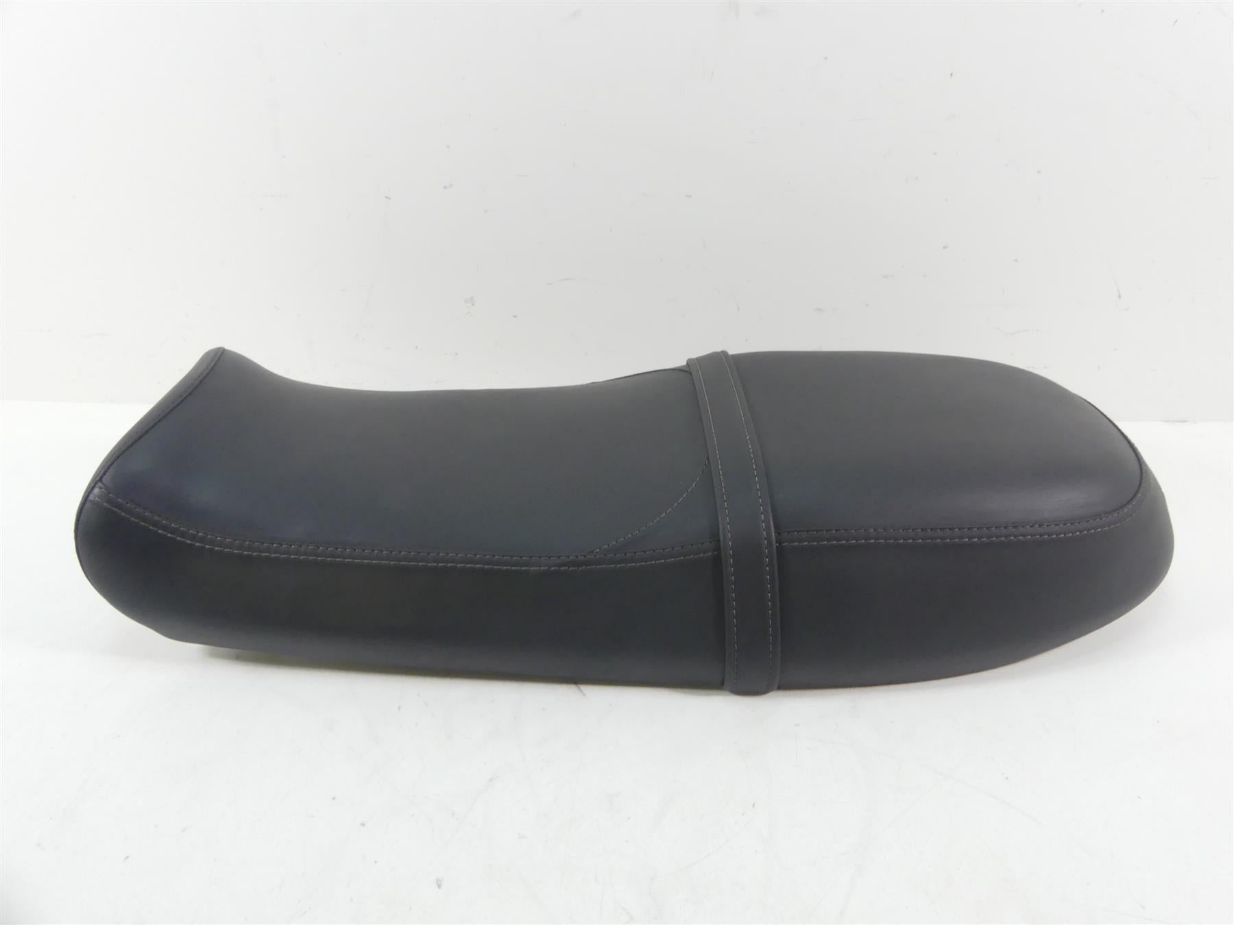 2019 Moto Guzzi V7 III Stone 750 Oem Duo Seat Saddle 2B003823000C1 {{ shop.shopifyCountryName }} - Mototech271