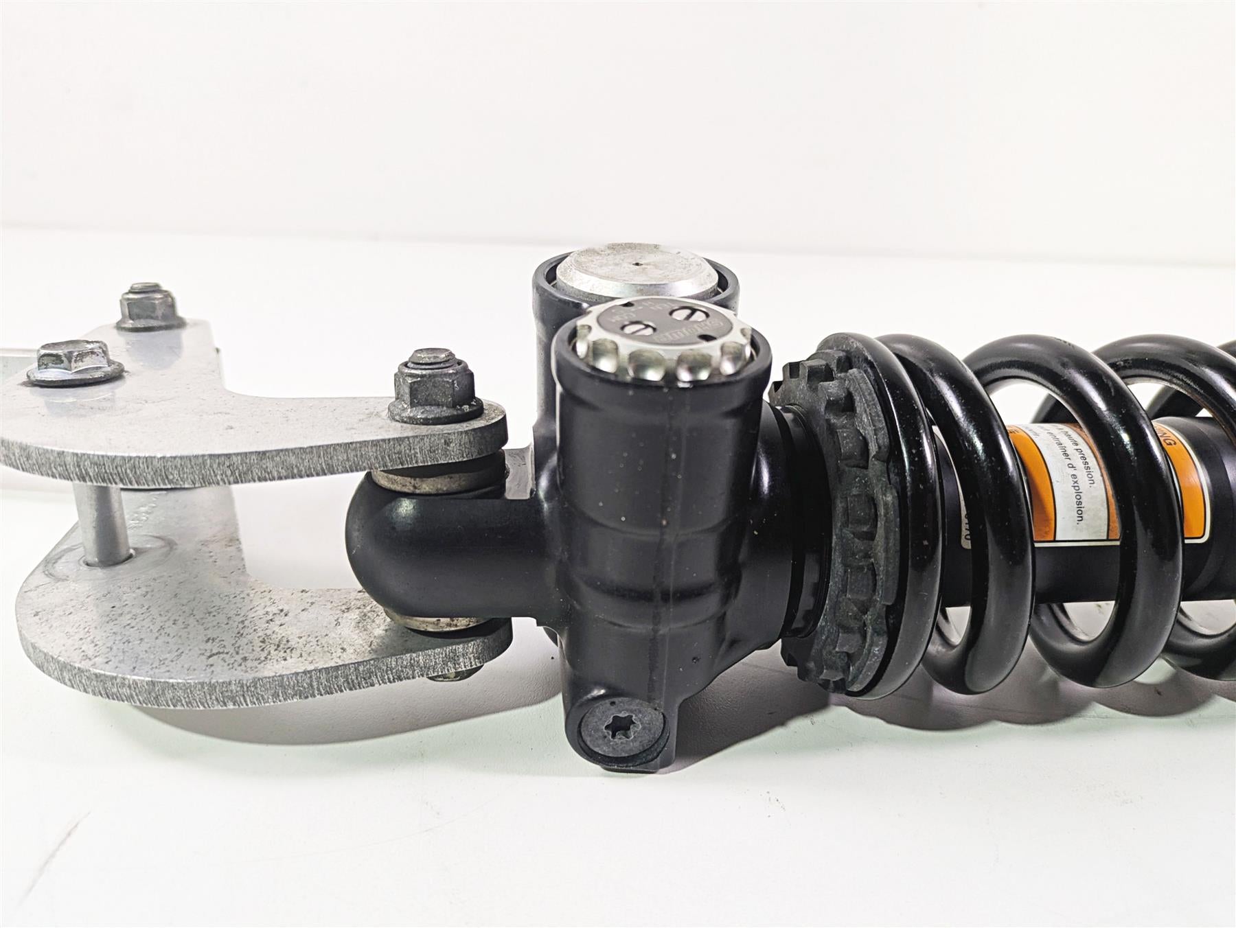 2016 Kawasaki ZX10R Ninja Showa Rear Suspension Shock Damper 45014-0515-52J {{ shop.shopifyCountryName }} - Mototech271
