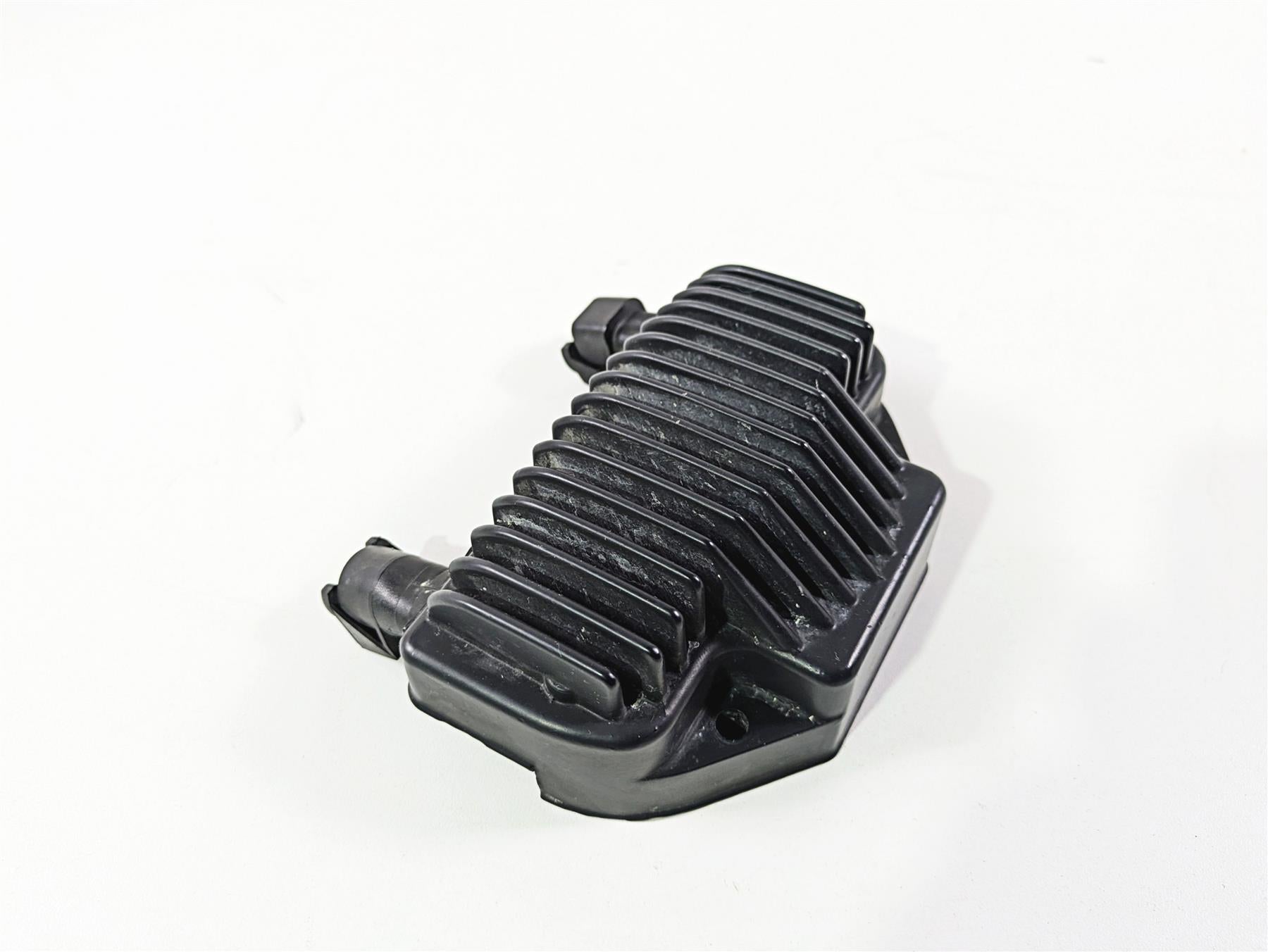 2011 Harley FXDC Dyna Super Glide Rectifier Voltage Regulator 74631-08A {{ shop.shopifyCountryName }} - Mototech271