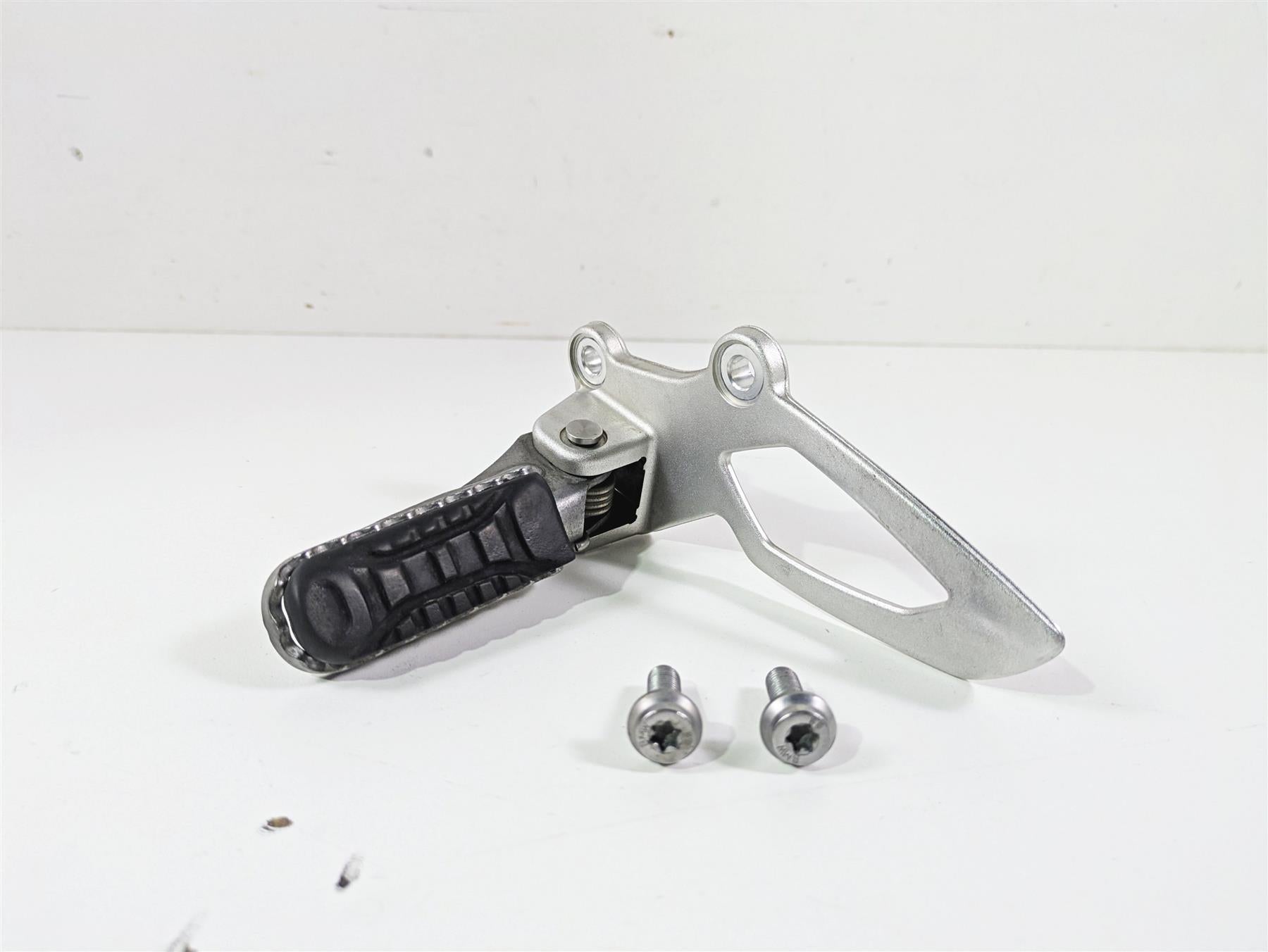 2018 BMW R nineT Urban GS K33 Left Front Footpeg Foot Rest Peg 46718558717 {{ shop.shopifyCountryName }} - Mototech271