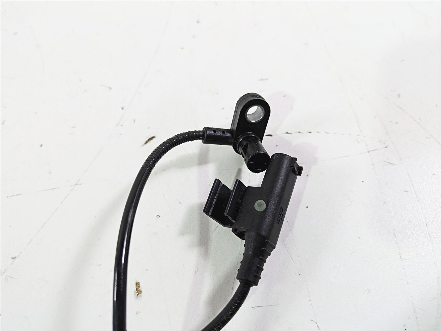 2018 BMW R1200GS GSW K50 Rear Abs Brake Wheel Speed Sensor 34528551611 {{ shop.shopifyCountryName }} - Mototech271