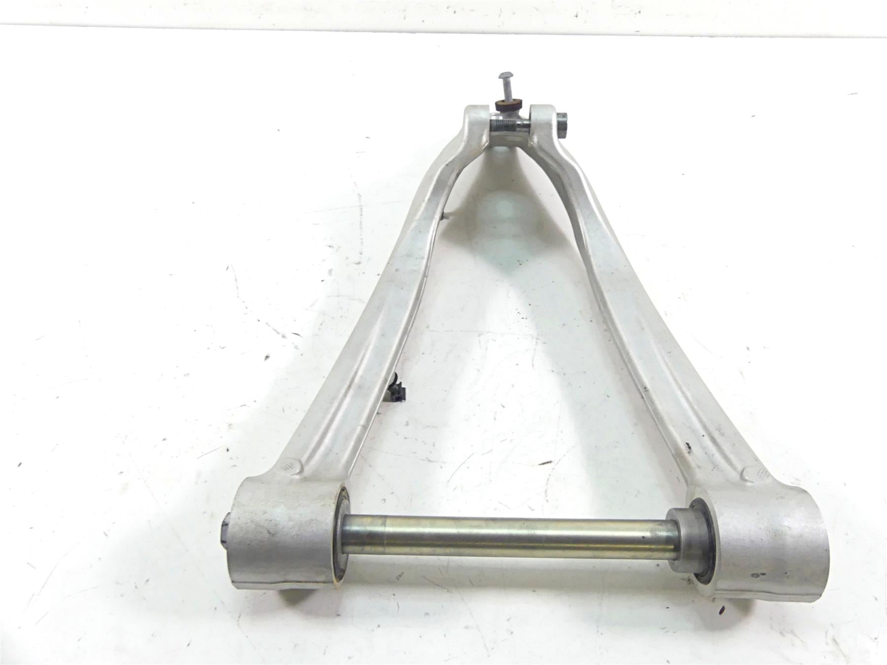 2015 BMW R1200GS GSW K50 Front Suspension Trailing Arm 31428522970 {{ shop.shopifyCountryName }} - Mototech271