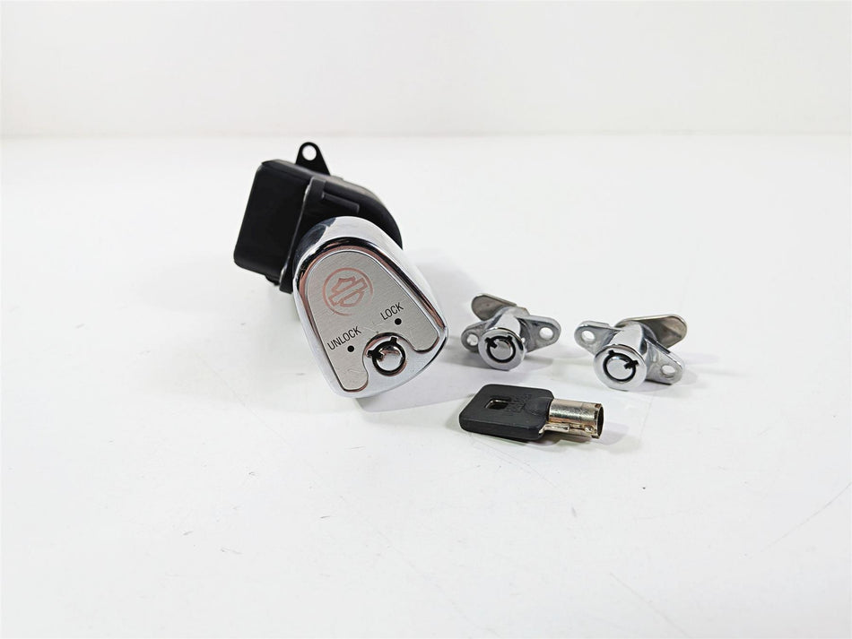 2006 Harley Touring FLHTCU SE CVO Electra Glide Ignition Switch Key Set 71530-03-Mototech271