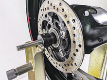 Load image into Gallery viewer, 2016 Suzuki GSXR1000 Straight 17x6 Rear Wheel Rim 64111-47H00-019
