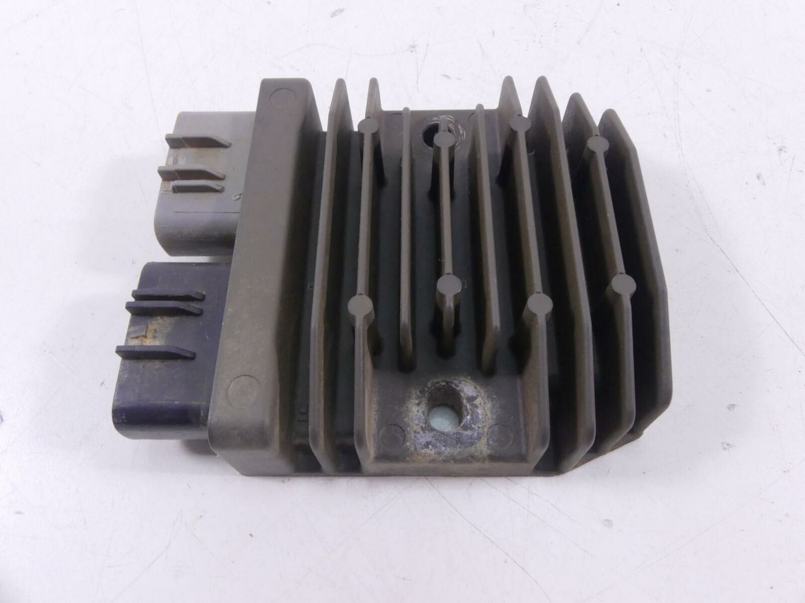 2016 Yamaha YXZ1000 R EPS Rectifier Voltage Regulator 1D7-81960-01-00 {{ shop.shopifyCountryName }} - Mototech271