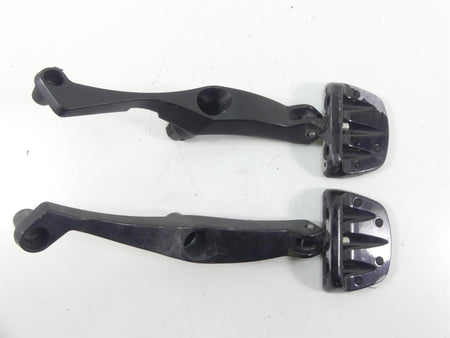 2013 Victory Cross Country Rear Passenger Footpeg Set -Read L 5136384 R 5136385 {{ shop.shopifyCountryName }} - Mototech271