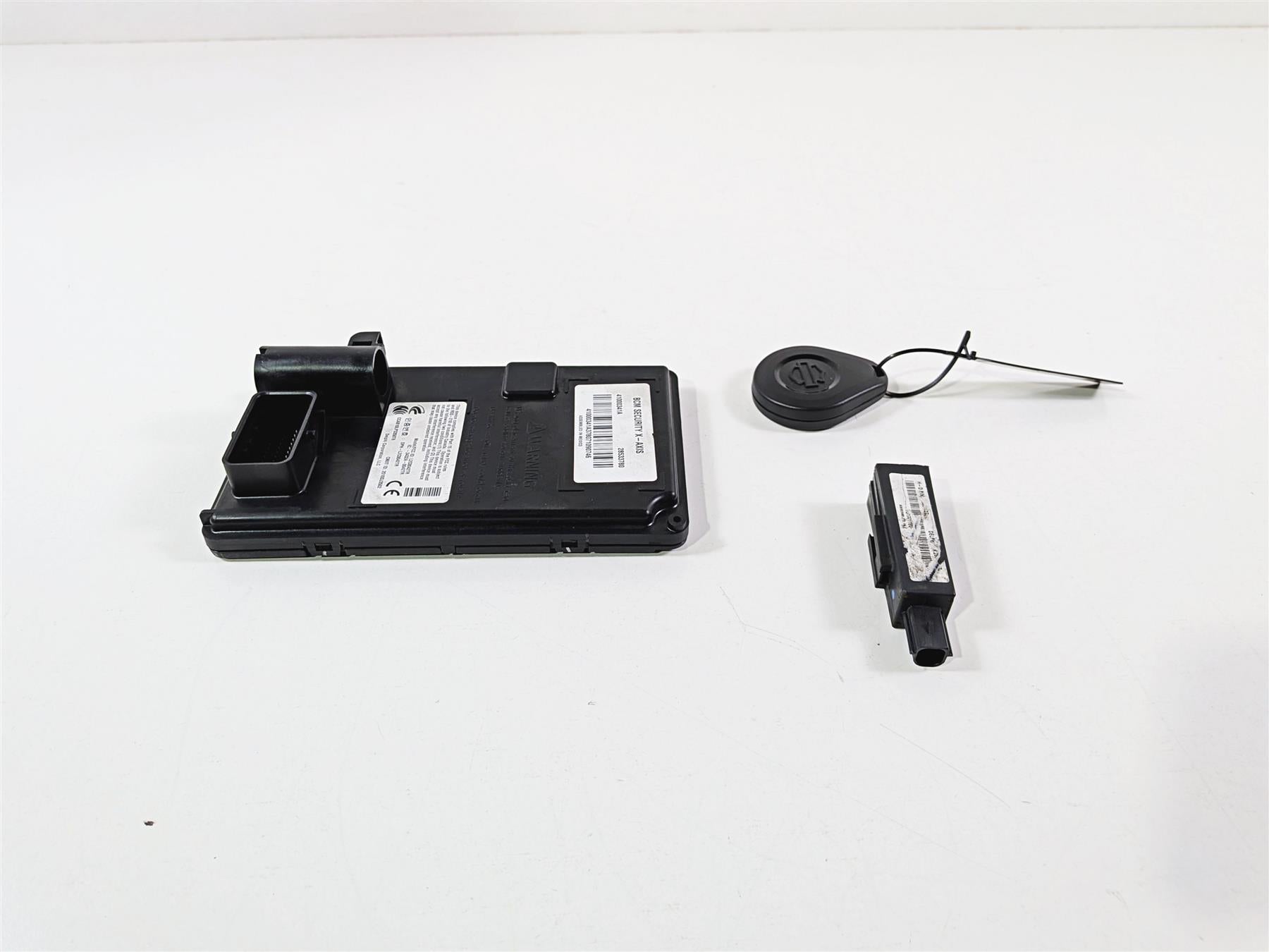 2017 Harley Touring FLHXS Street Glide Bcm Control Module Fob Antenna X-Axis 41000341A {{ shop.shopifyCountryName }} - Mototech271