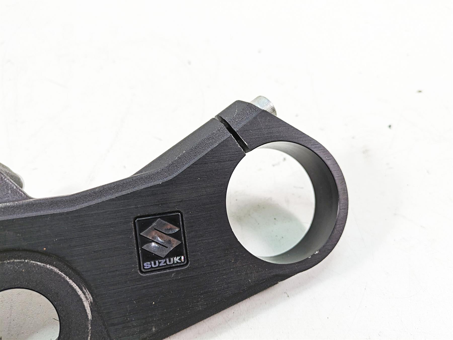 2009 Suzuki GSXR750 K9 Upper Triple Tree Steering Clamp 50mm 51311-01H00 {{ shop.shopifyCountryName }} - Mototech271