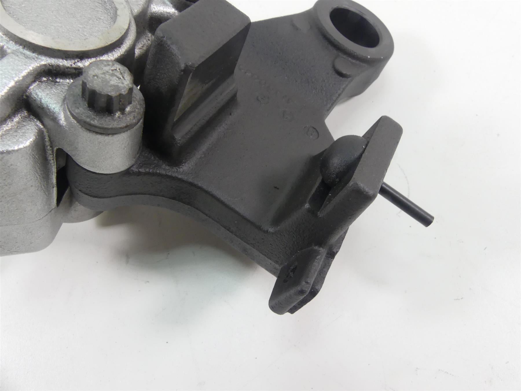 2018 Harley Sportster XL1200 Custom Rear Brake Caliper + Mount 25mm 41300038 {{ shop.shopifyCountryName }} - Mototech271