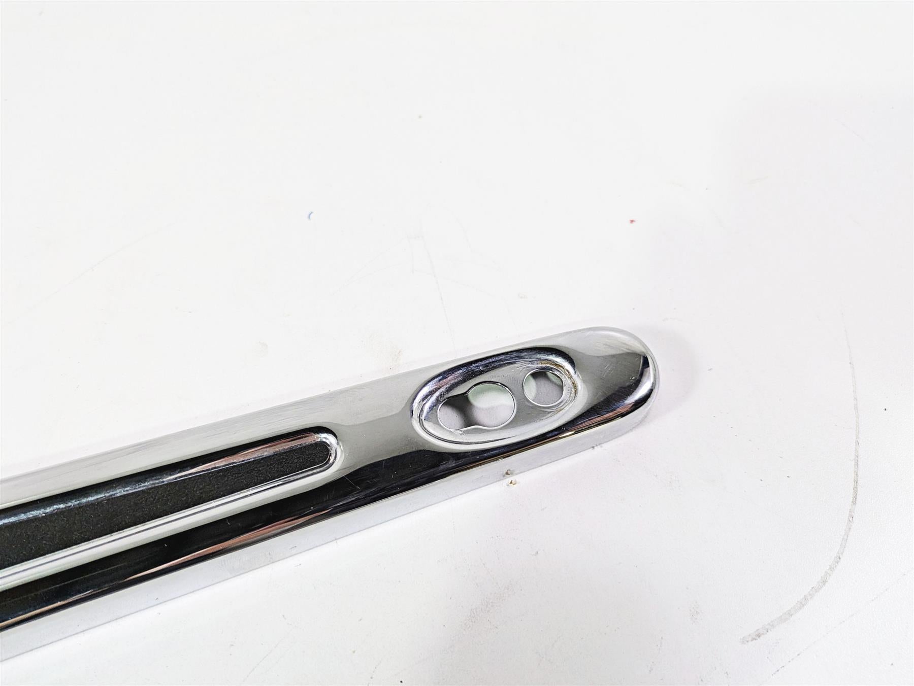 2014 Harley FXDL Dyna Low Rider Rear Fender Struts Braces 57300024 57300026 {{ shop.shopifyCountryName }} - Mototech271