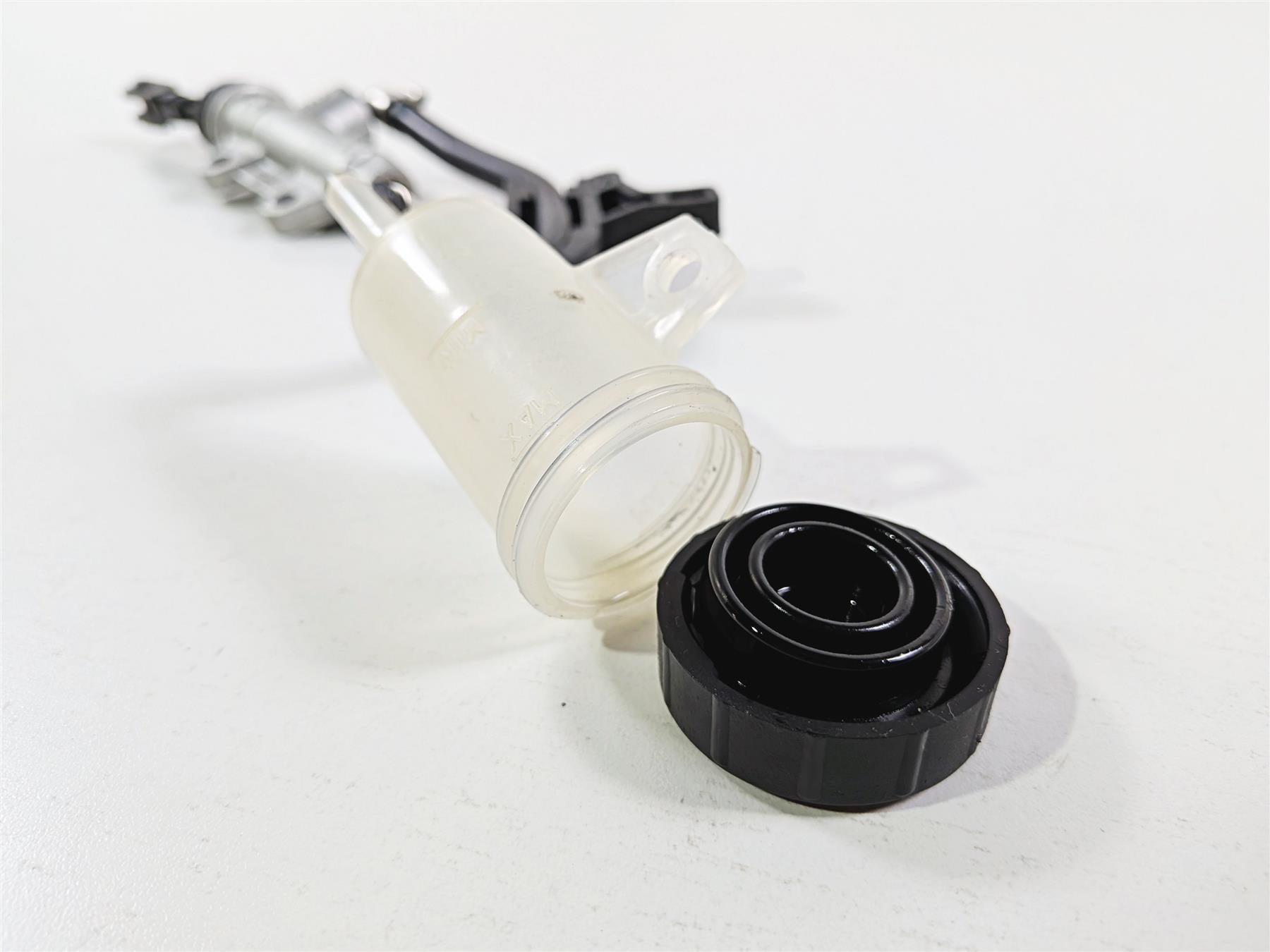 2016 BMW F800R K73 Rear Brake Master Cylinder Brembo 34217692190 {{ shop.shopifyCountryName }} - Mototech271