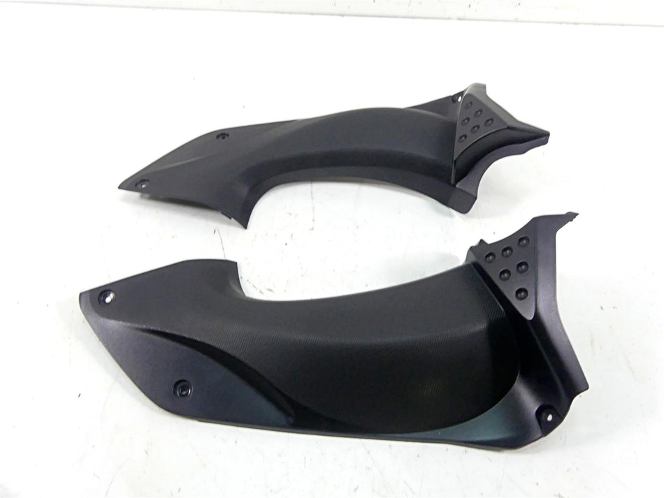 2010 Kawasaki ZX1400 ZX14 R Ninja Inner Intake Cover Fairing Set 55028-0061 {{ shop.shopifyCountryName }} - Mototech271