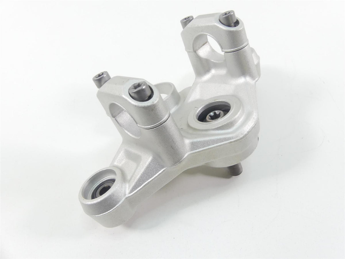 2019 BMW R1250GS K50 Upper Triple Tree Steering Clamp 31428555849 {{ shop.shopifyCountryName }} - Mototech271