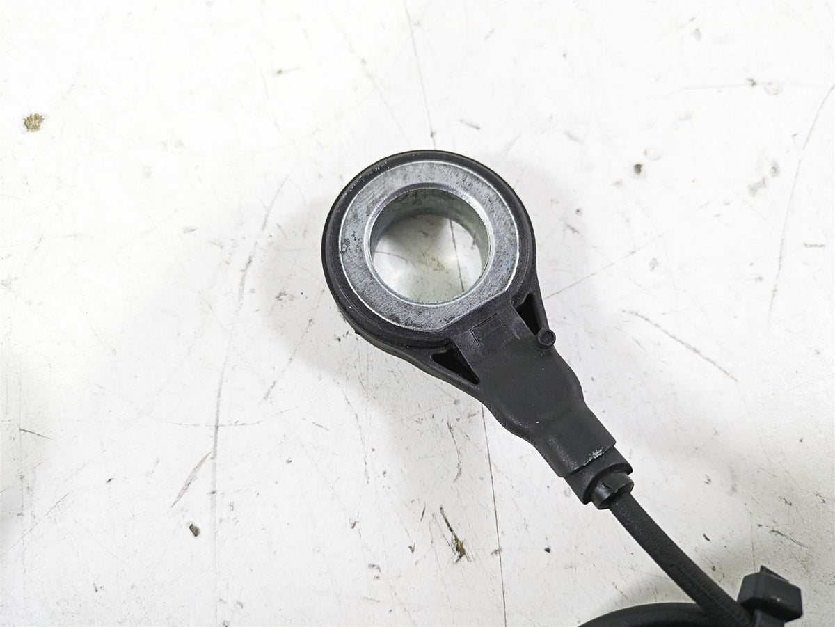 2015 Harley Touring FLHXS Street Glide Front Rear Abs Sensor Set 32700015 {{ shop.shopifyCountryName }} - Mototech271