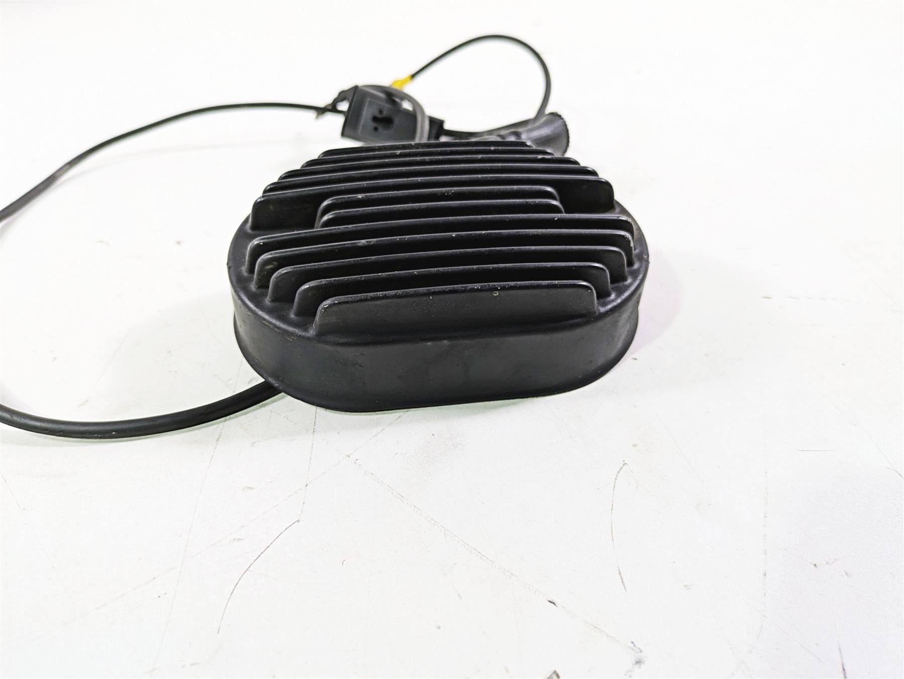 2003 Harley Softail FXSTDI Deuce 100th Rectifier Voltage Regulator 74540-01 {{ shop.shopifyCountryName }} - Mototech271