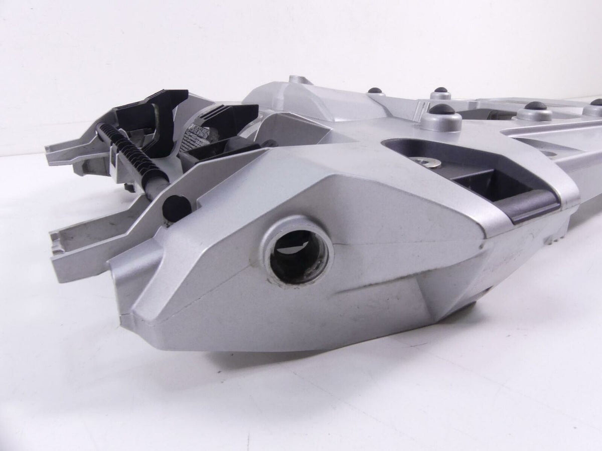 2013 BMW R1200GS GSW K50 Saddlebag Rear Rack Holder mount 46628532319 4662853697 {{ shop.shopifyCountryName }} - Mototech271