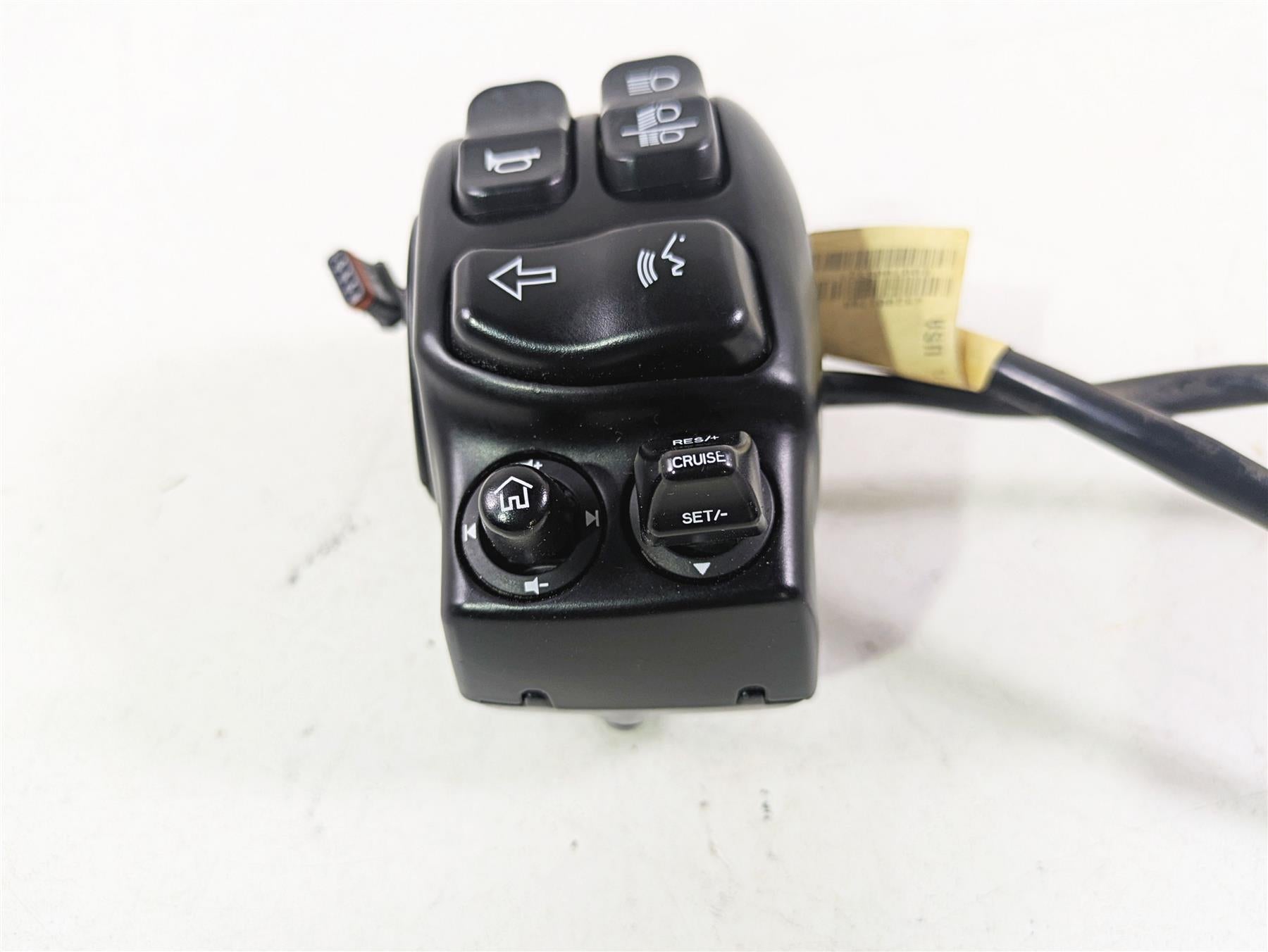 2015 Harley Touring FLHTKL Electra Glide Left Cruise Control Switch 71500128B {{ shop.shopifyCountryName }} - Mototech271