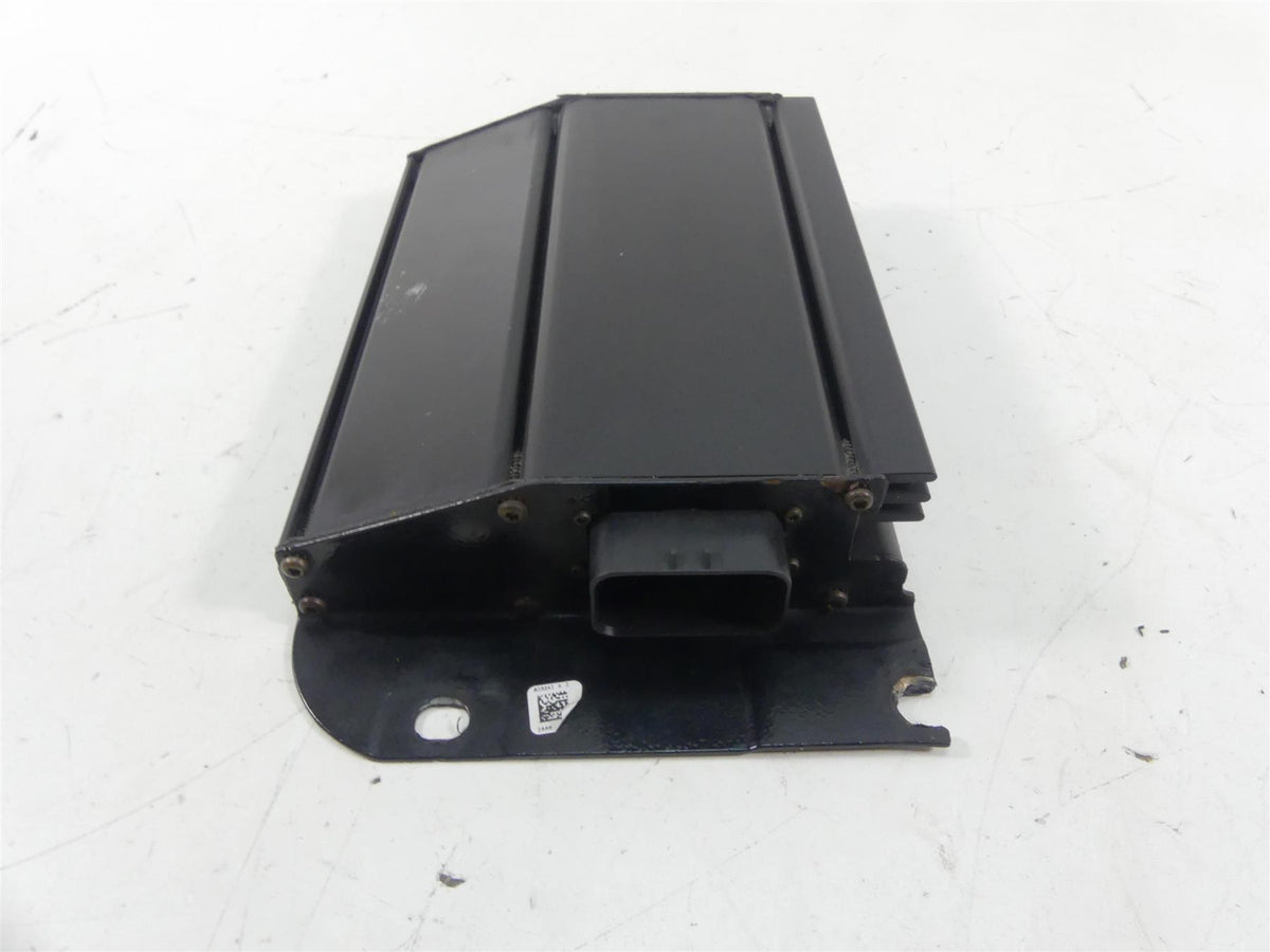 2007 Harley FLHTCU SE2 CVO Electra Glide Harman Kardon Amp Amplifier 76192-06A {{ shop.shopifyCountryName }} - Mototech271