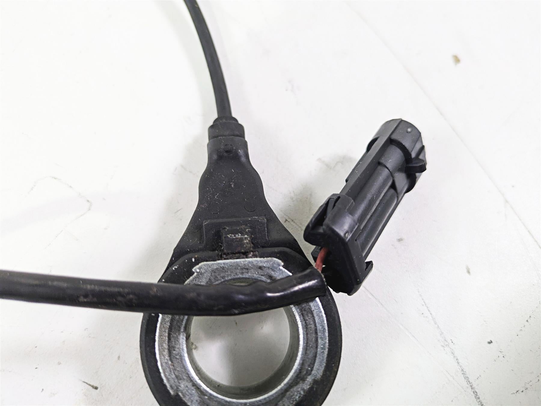 2008 Harley Touring FLHTP Electra Glide Abs Wheel Speed Sensor Set 40614-08 {{ shop.shopifyCountryName }} - Mototech271