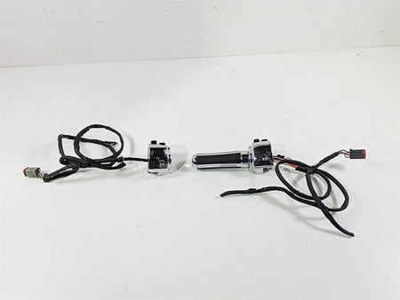 2004 Harley Softail FXSTDI Deuce Left Right Chrome Hand Control Switch 71682-06 {{ shop.shopifyCountryName }} - Mototech271