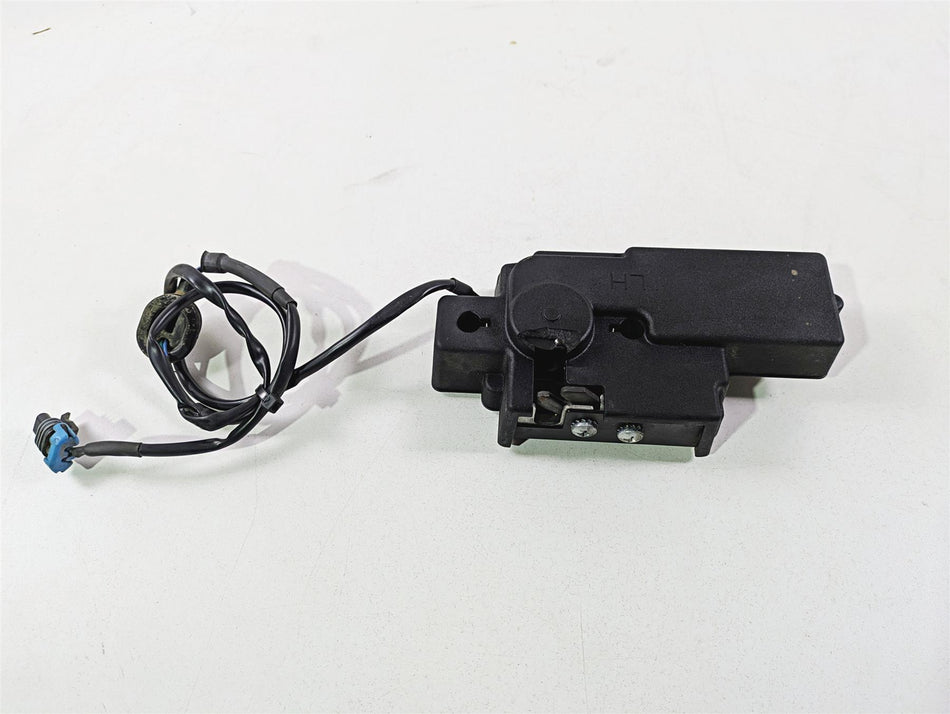 2017 Indian Chieftain Limited Left Bag Lock Control Module - Read 4017838 {{ shop.shopifyCountryName }} - Mototech271