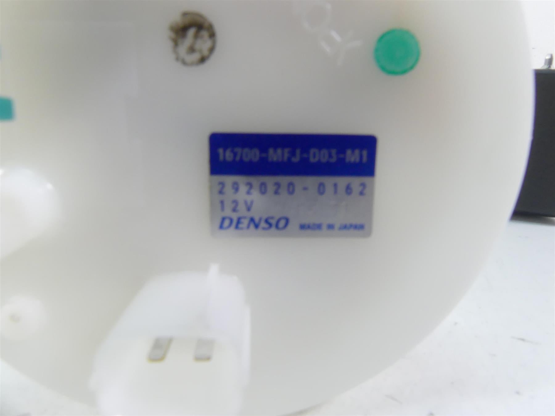 2021 Honda CBR600RR Fuel Gas Petrol Pump + Level Sender - Tested 16700-MFJ-D03 {{ shop.shopifyCountryName }} - Mototech271