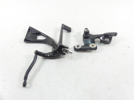 2021 Harley Softail FXBBS Street Bob Right Mid Footpeg Mount Brake Ped 50500601 {{ shop.shopifyCountryName }} - Mototech271