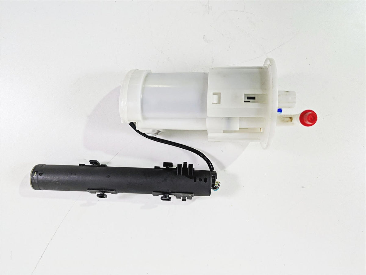 2024 Triumph Tiger 900 GT Fuel Gas Petrol Pump - Tested T2400735 {{ shop.shopifyCountryName }} - Mototech271