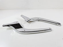 Load image into Gallery viewer, 2006 Suzuki C90 VL1500T Boulevard Rear Fender Chrome Struts Mounts 41610-10F30
